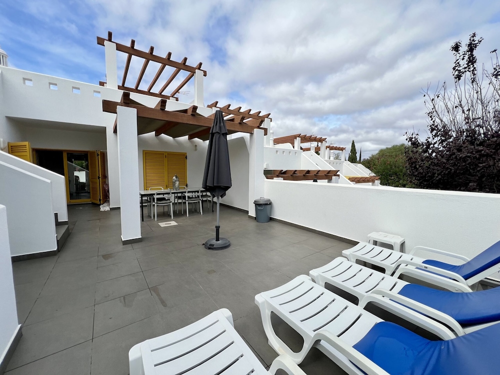 Vilamoura Club Villa 3 by Homing