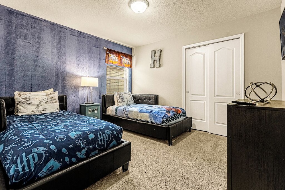 9BR Luxury Vacation Villa near Disney