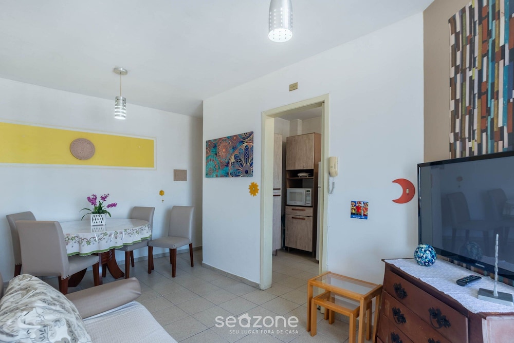 Apartamentos a 400 m da Praia em BC - CEV