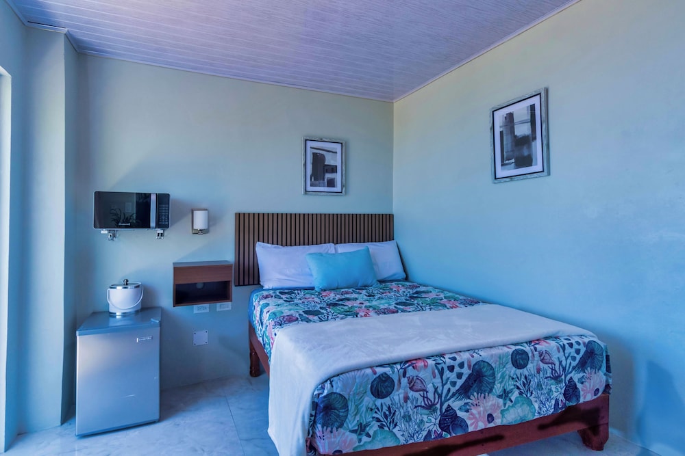 Majestic Heights Bed & Breakfast