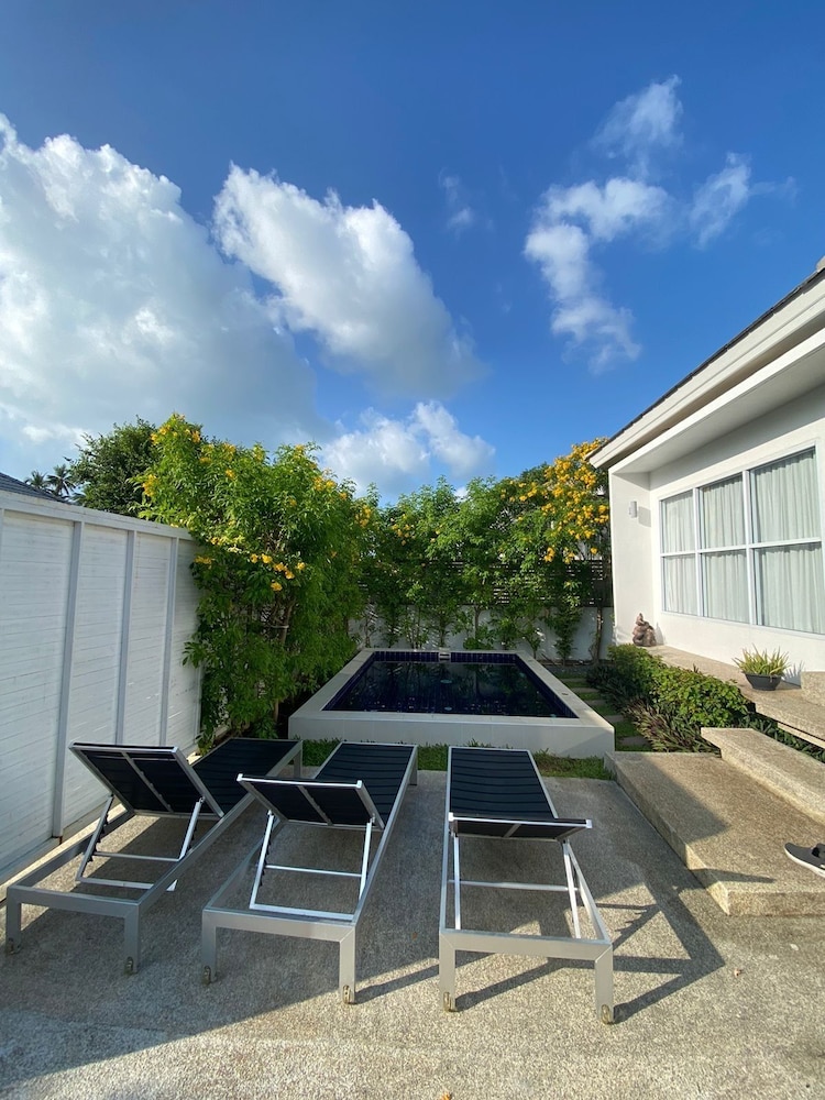 2 Bedroom Villa Lily Short walk to Beach SDV003-By Samui Dream Villas view 2