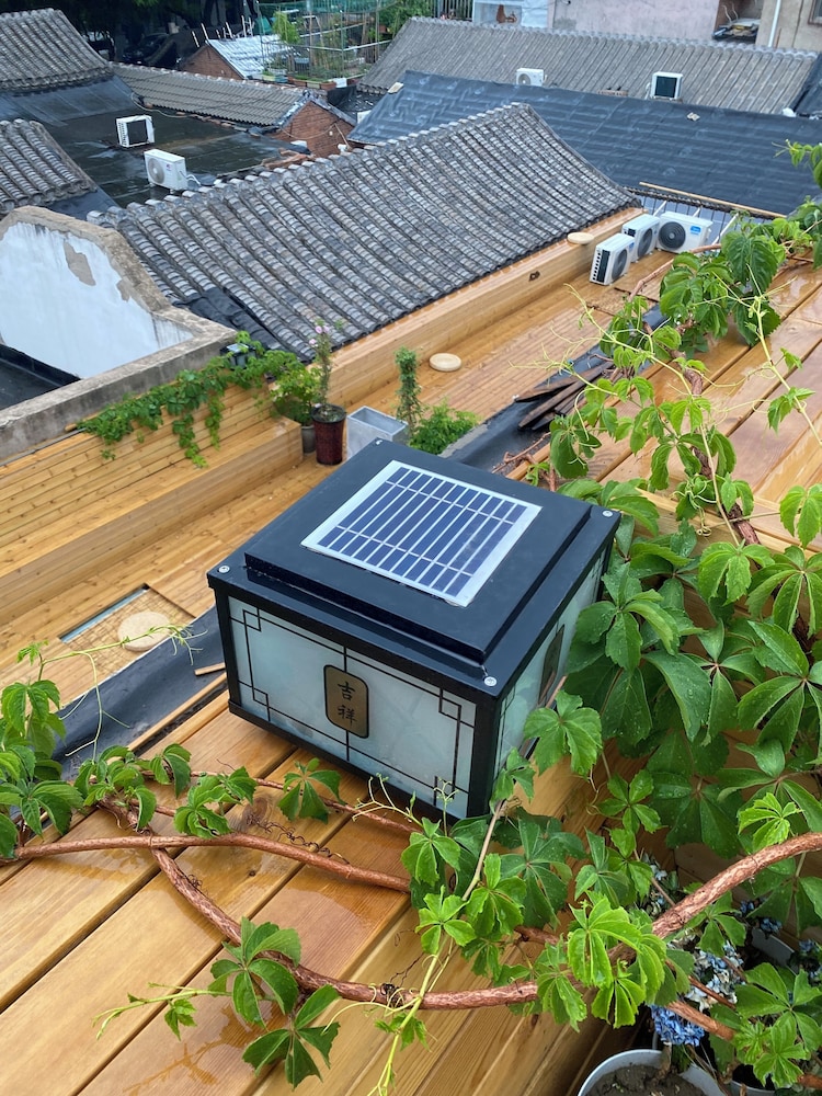 Beijing Hills & Hutong City Retreat