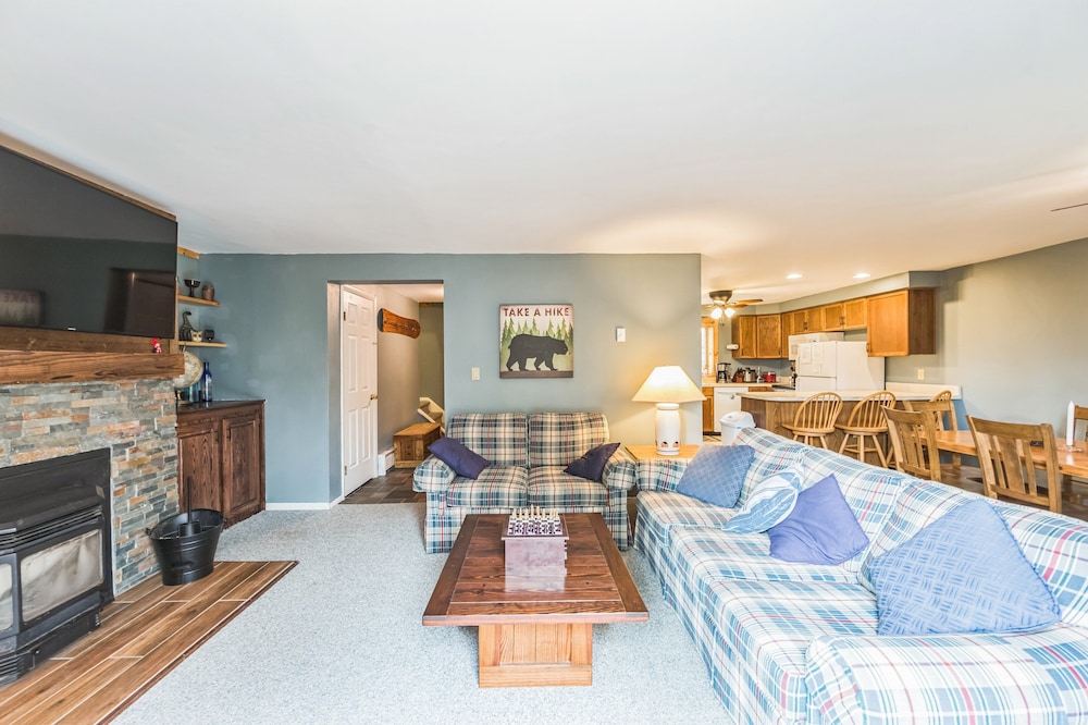 Cloud 50g - The Ultimate Adirondack Experience 3 Bedroom Townhouse by The Summit at Gore Mountain