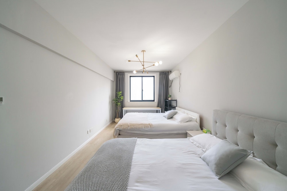 Book and Bed-People's Square