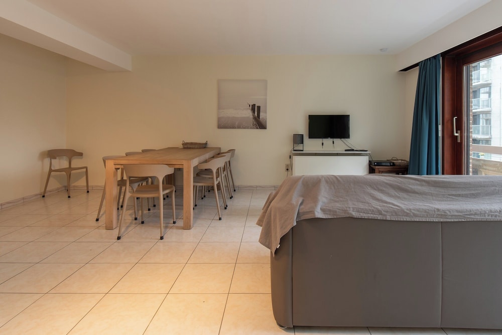 Apartment in Middelkerke Near Casino & Sea Wall