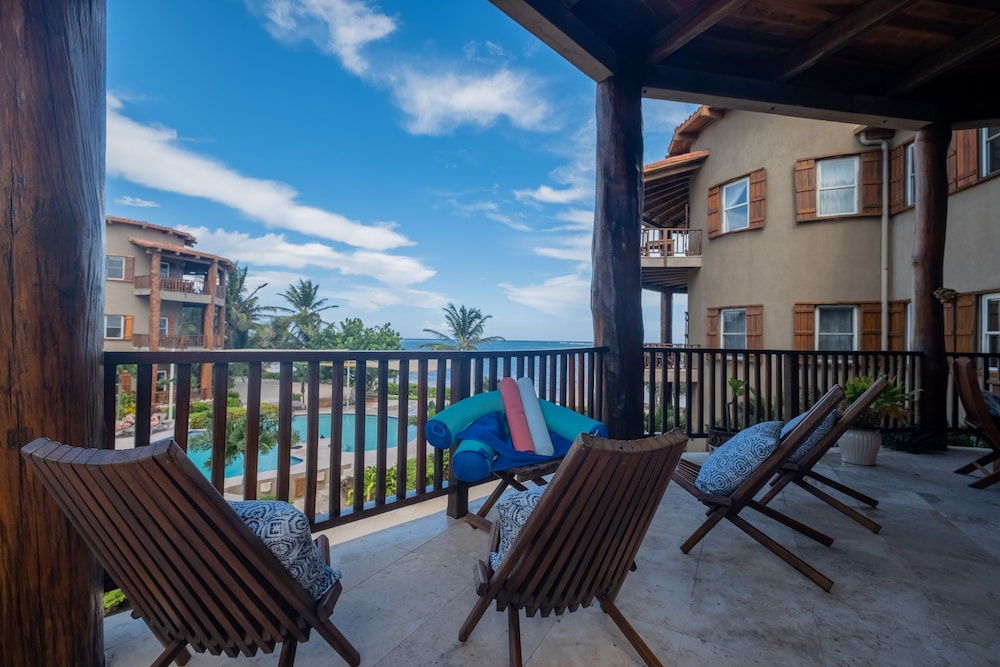 Indigo Belize 2b 3 Bedroom Condo by RedAwning