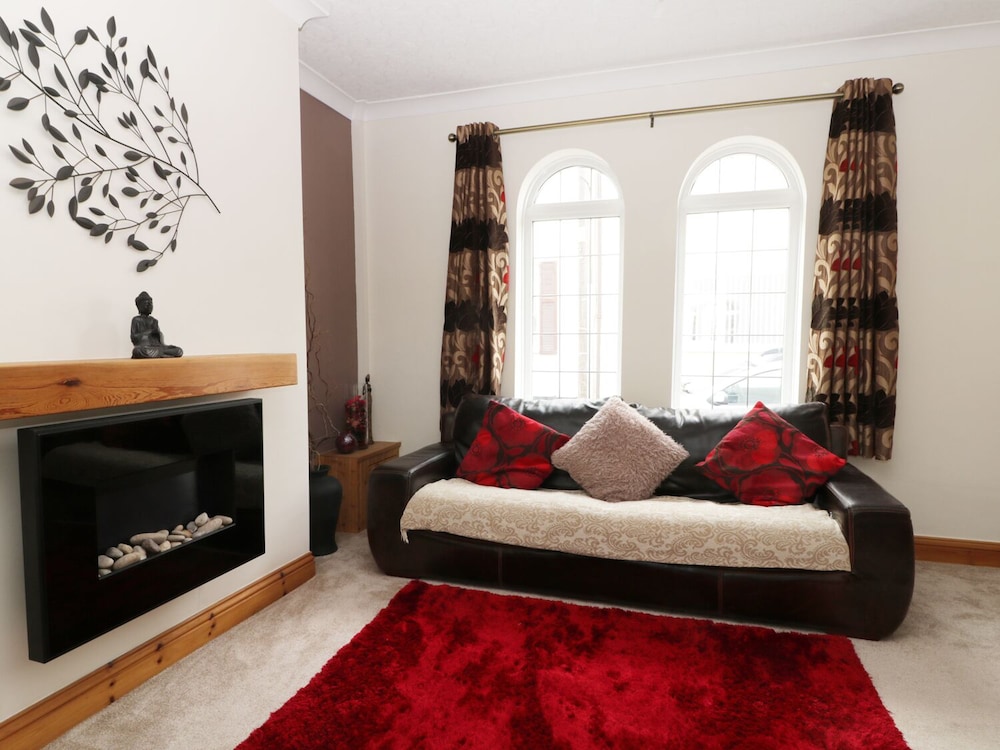 Sands End Cottage