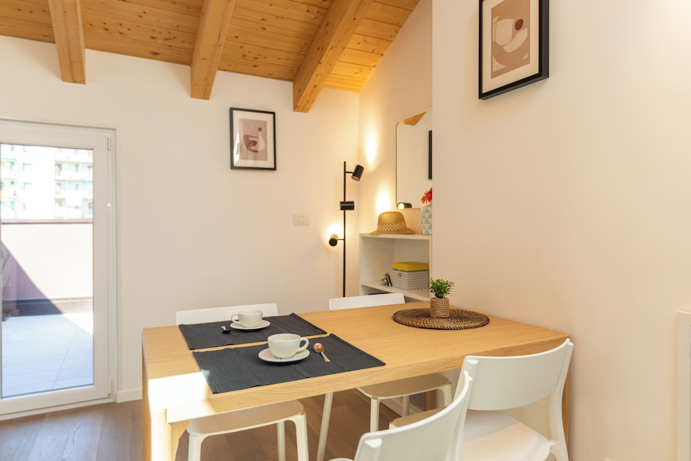 JOIVY Contemporary Apartments