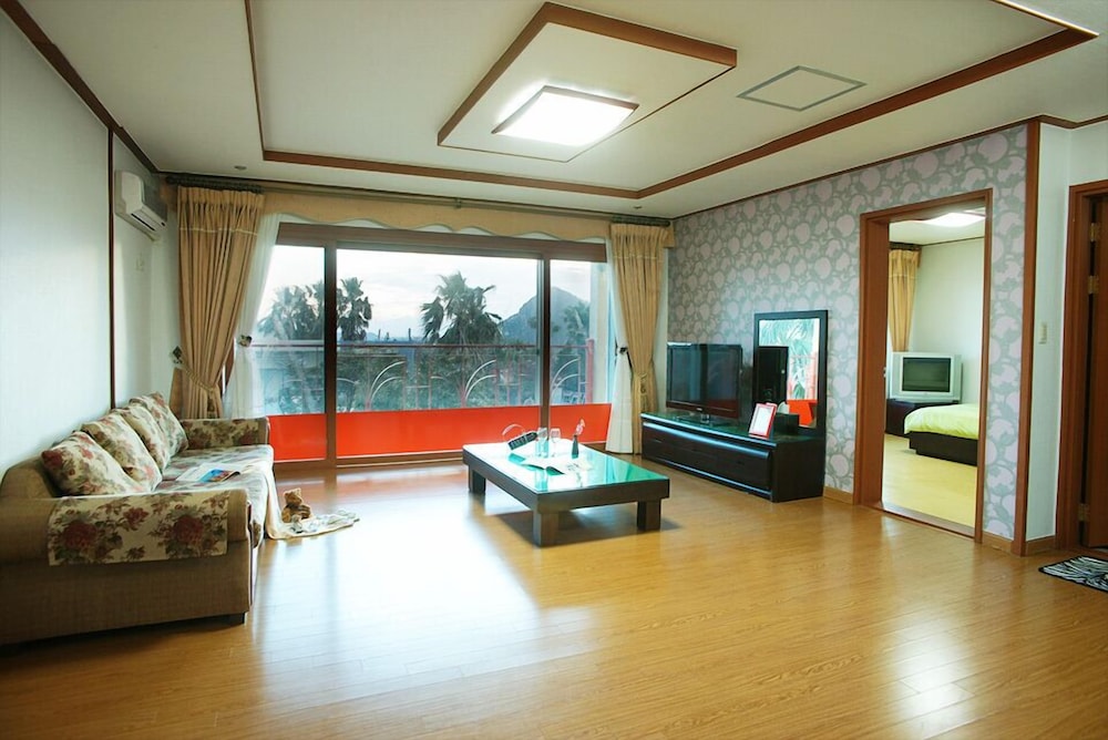 Olleh House