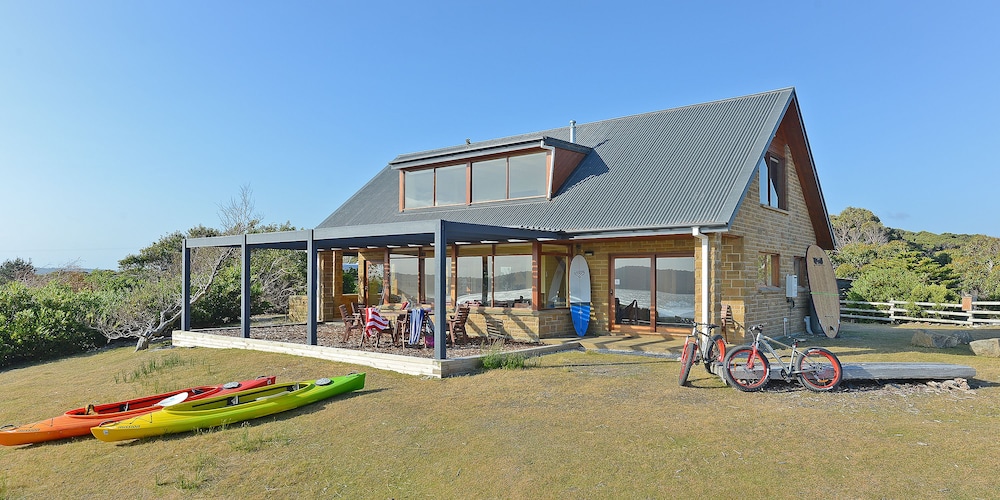 Cloudy Bay Villa