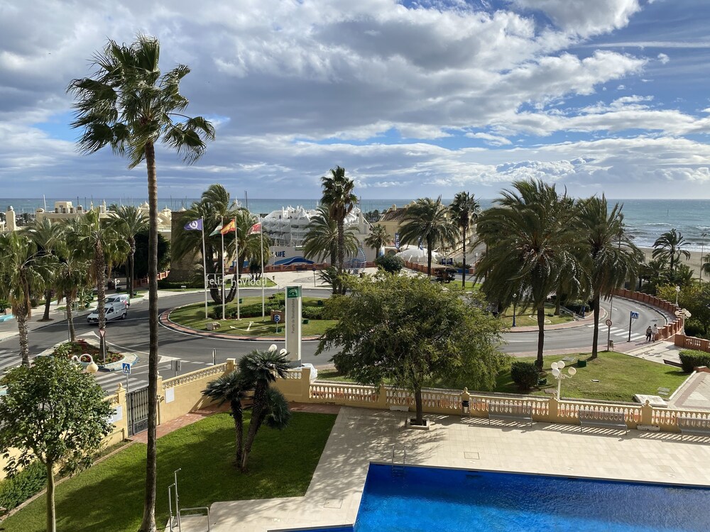 Apartamentos Puerto Marina