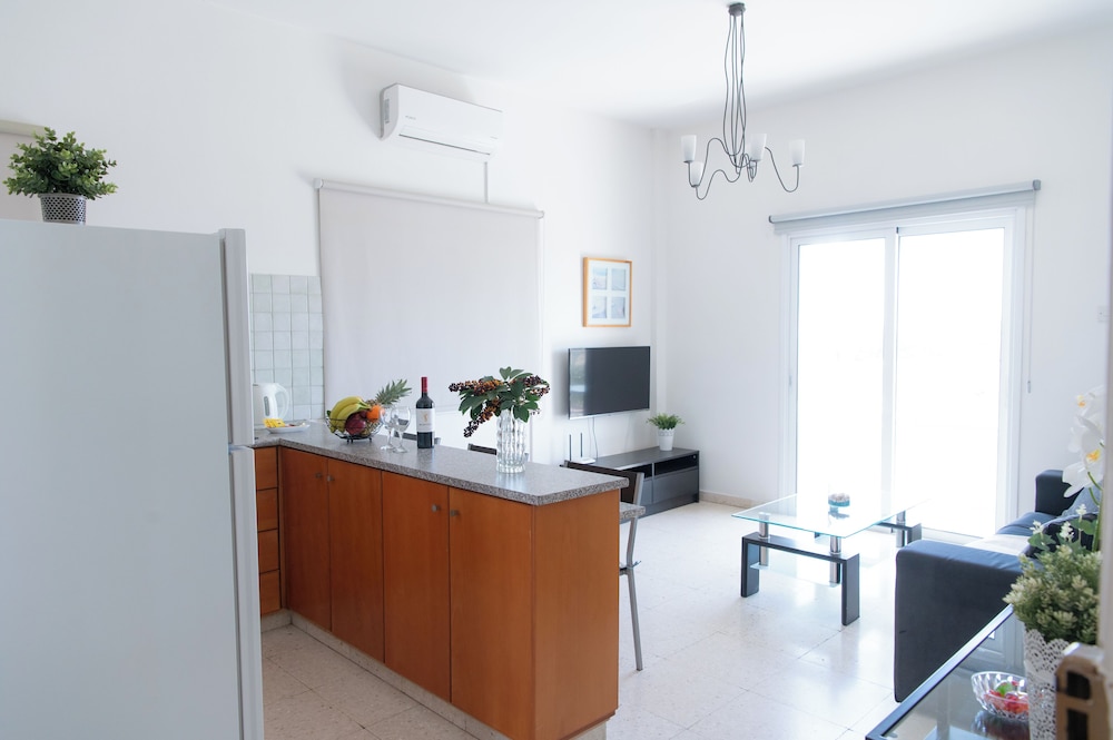 Themis Apartments