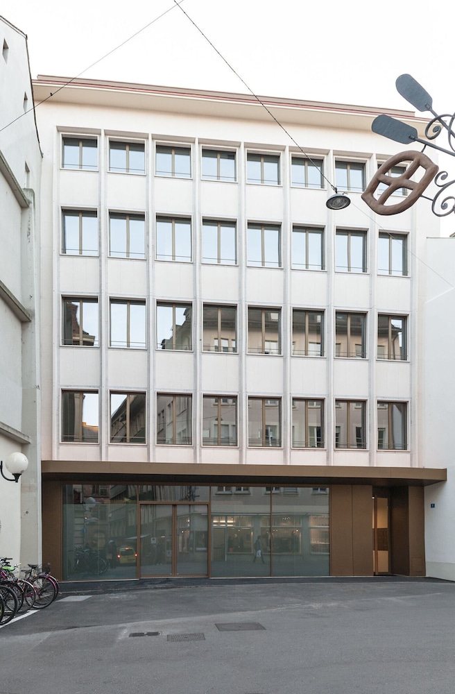 Hotel Hitrental Marktplatz Studios - Image 1