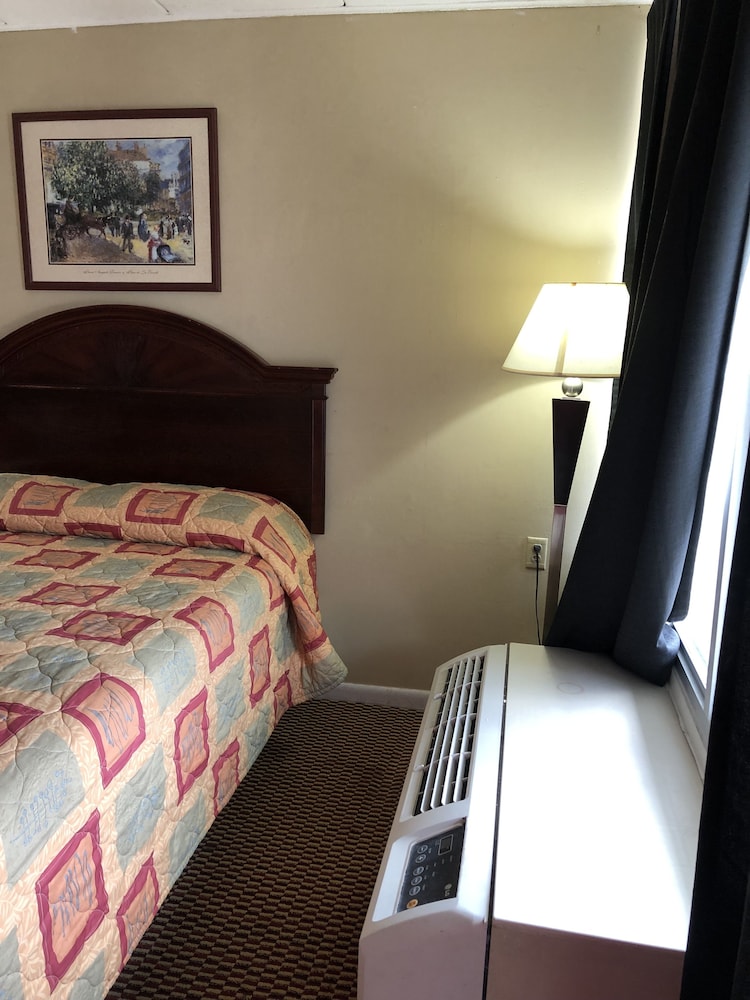 Rodeway Inn South Point