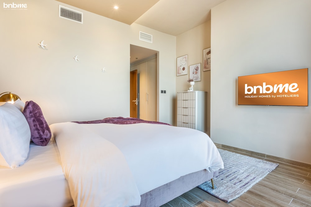 2B-Amna Tower - 4405 by bnbme homes