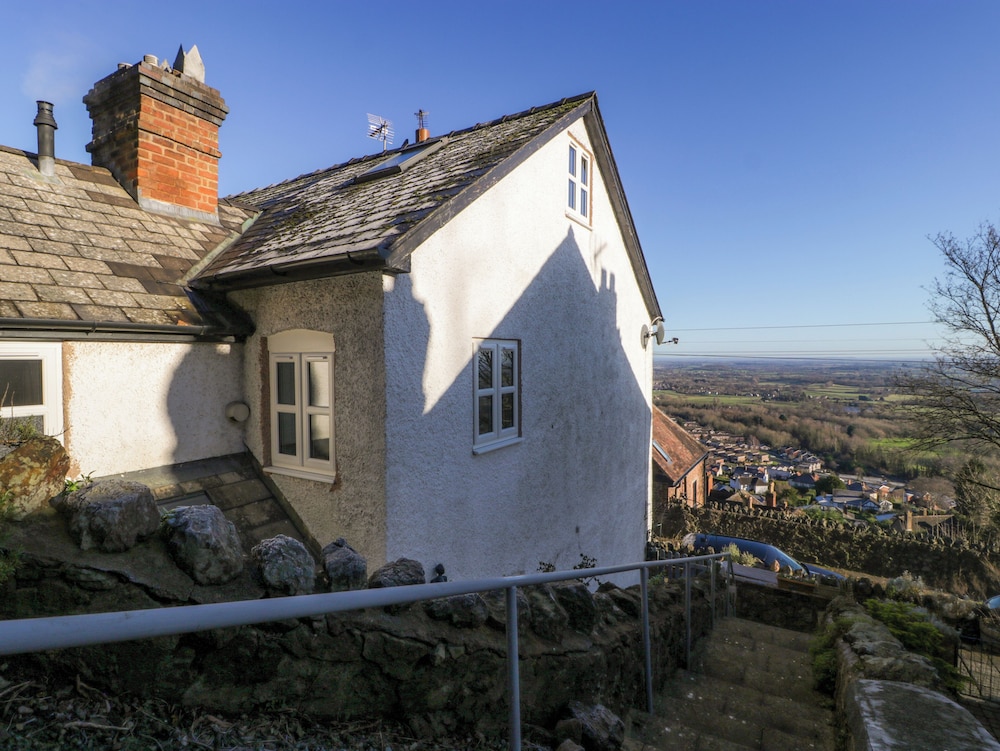 Holly Cottage