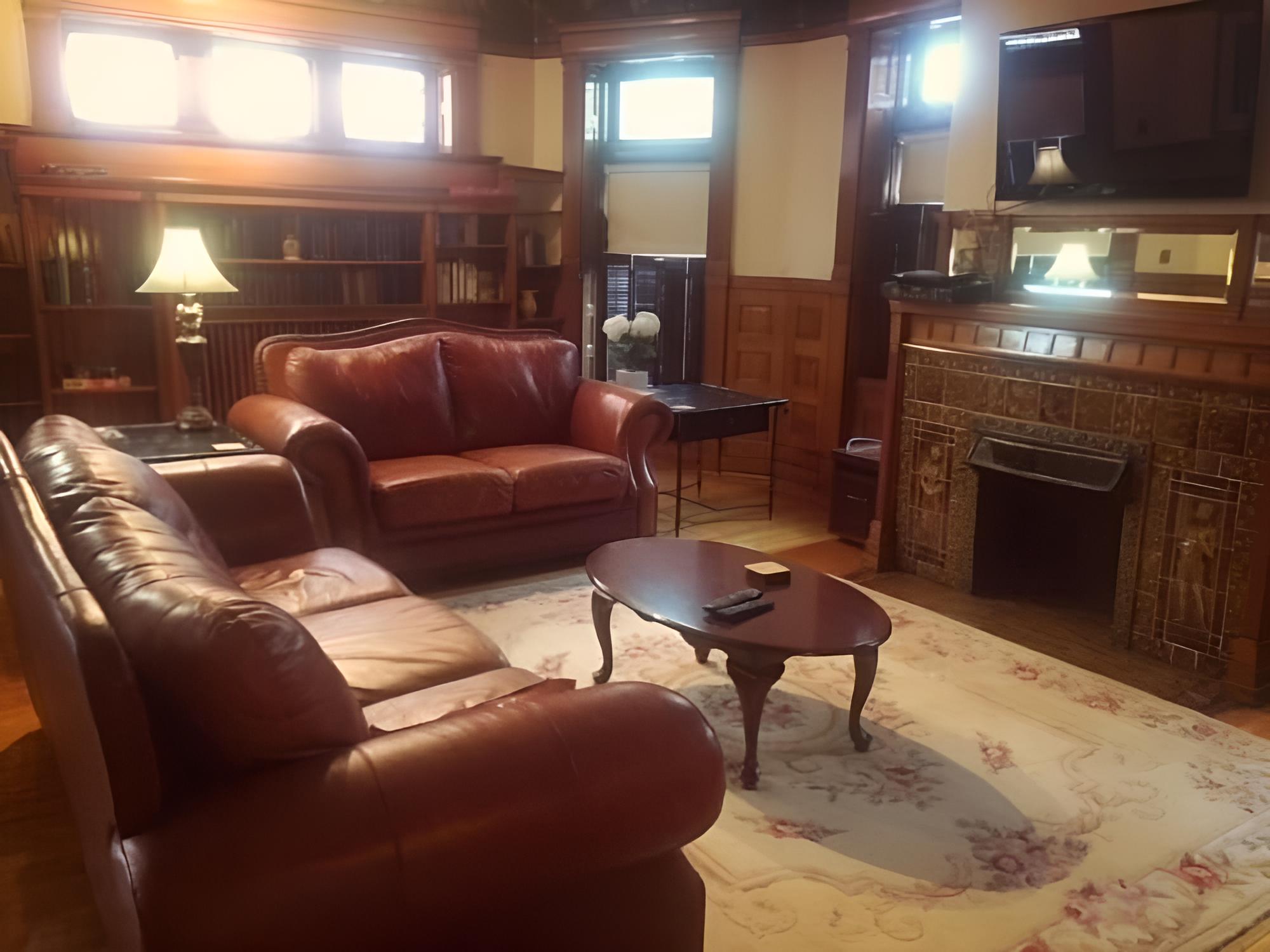 Chipman Hill Suites on Mecklenburg