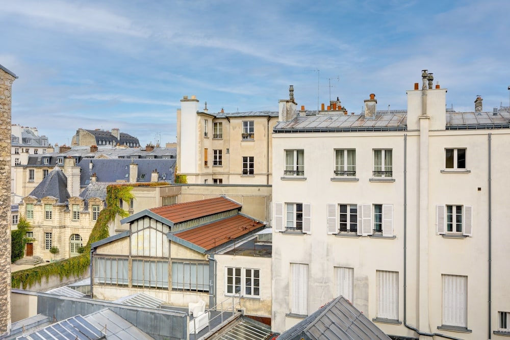 Stylish 1BR in Le Marais District