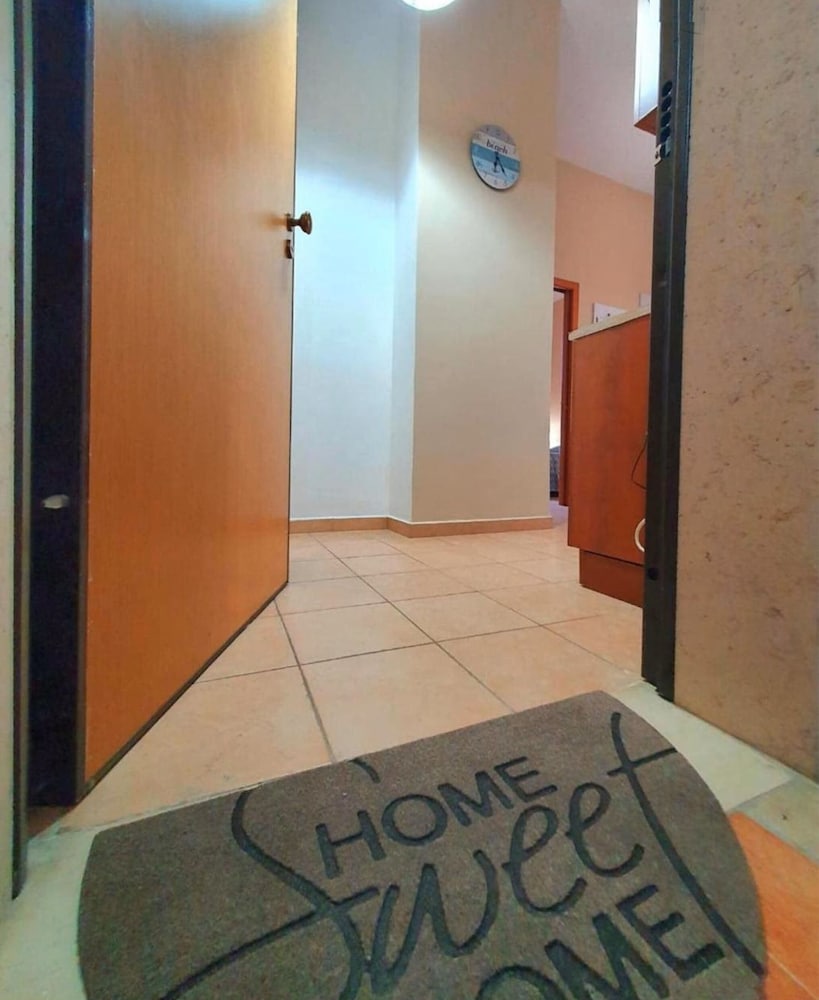 Beautiful Family Apartment in the Center view 2