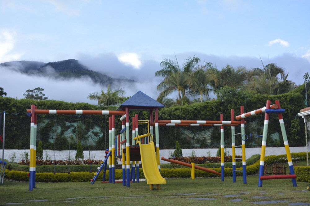 Mansion del Lago Calima - Property Image 10