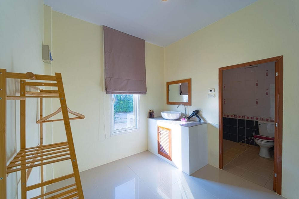 Fantastic 7 Bungalow Private Resort BR7
