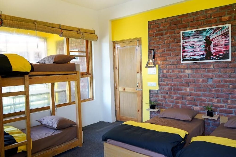 The Hosteller Mcleodganj, Upper Bhagsu