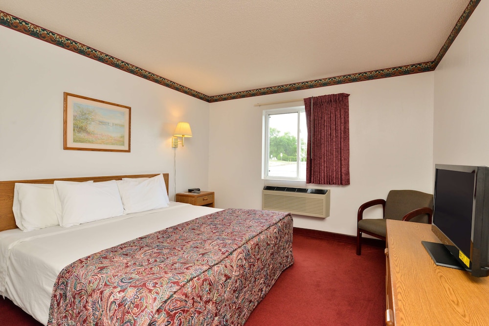 Americas Best Value Inn & Suites Clear Lake view 5