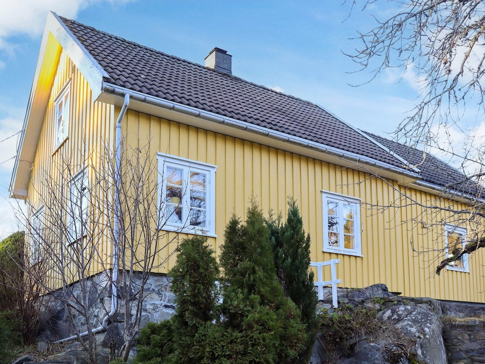 6 Person Holiday Home in Sondeled