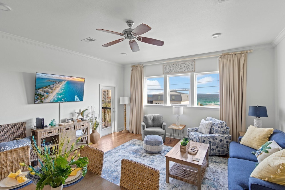 Alerio by Southern Vacation Rentals