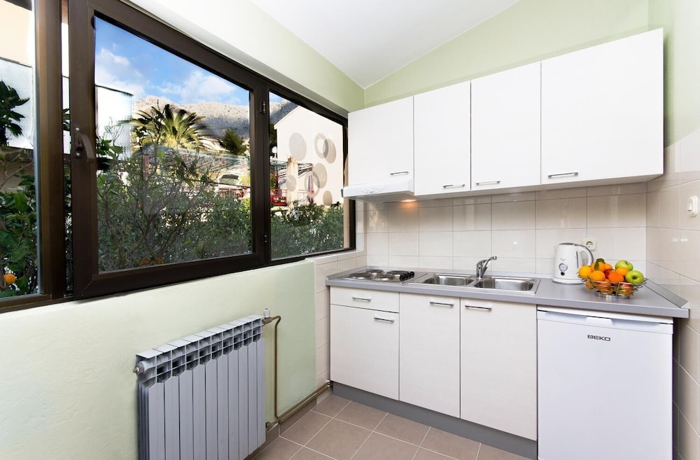 Apartments Denise Podgora