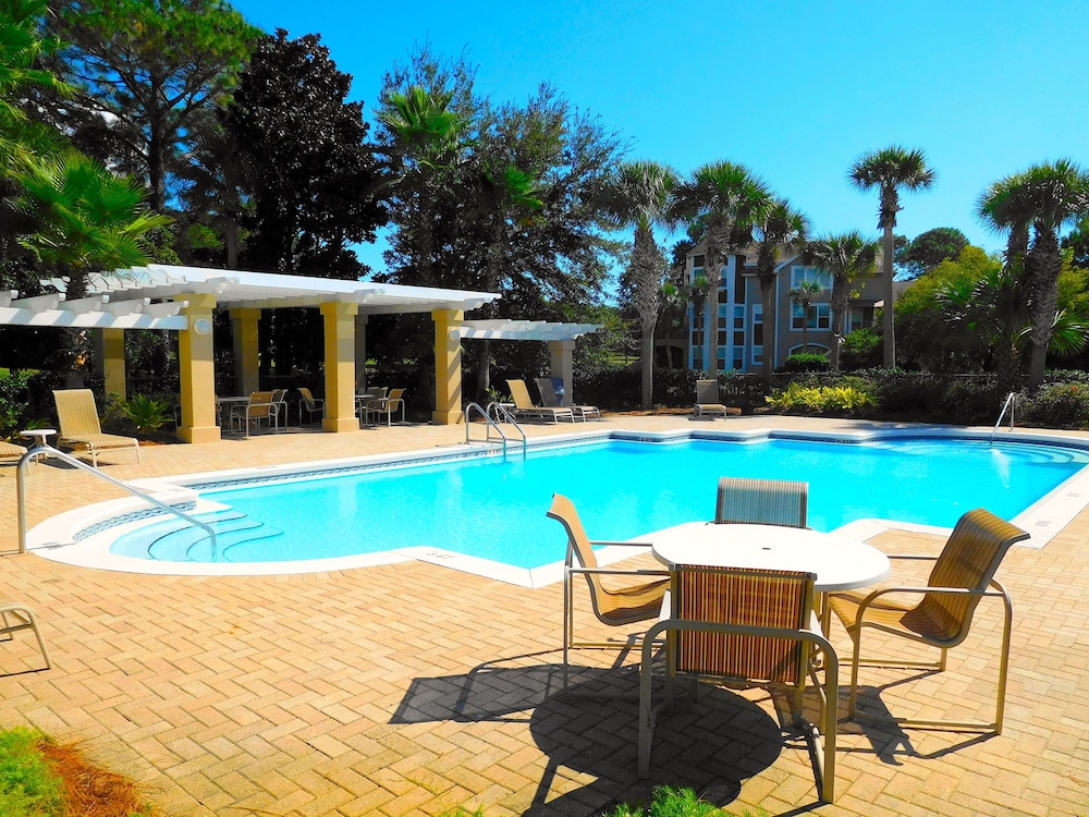 8554 Turnberry 3 Bedroom Condo by RedAwning