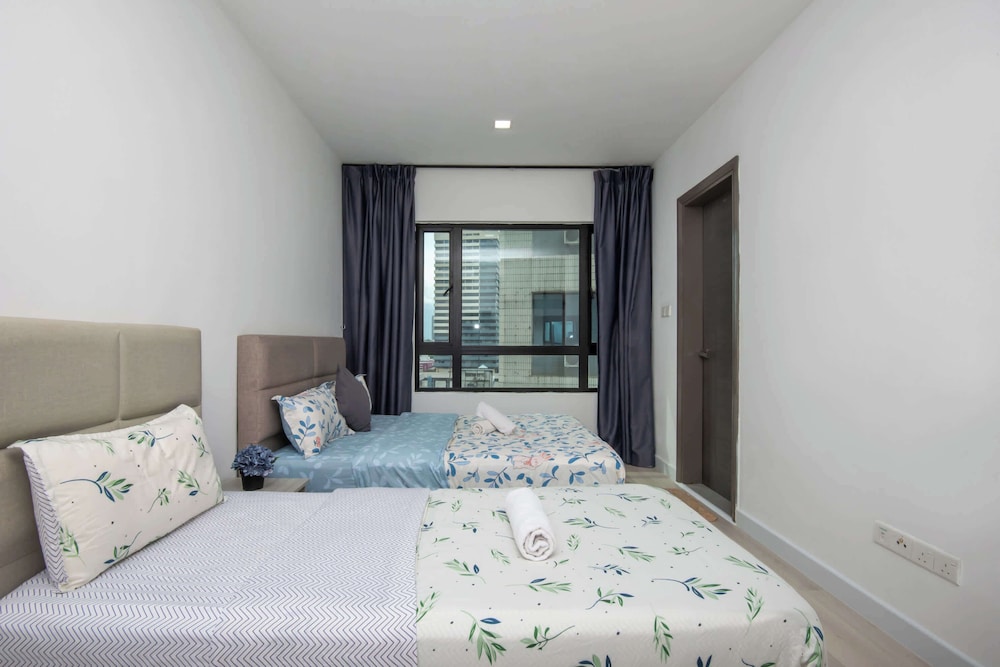 Bright 2BR Suasana Stay Near JB Sentral CIQ