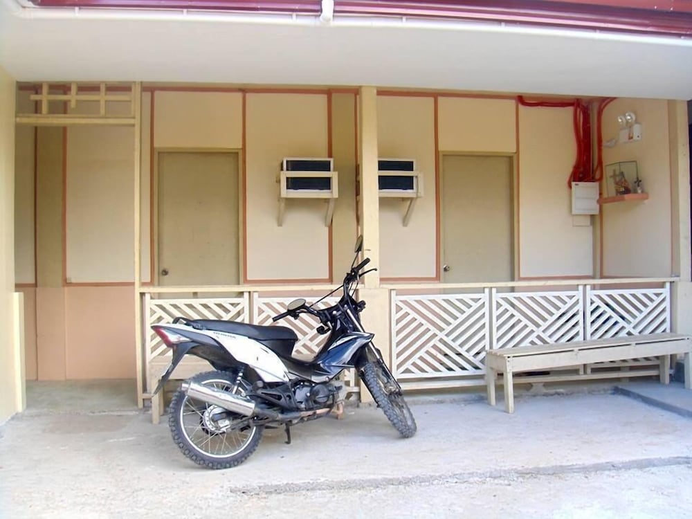 Gaea's Apartments - Hostel