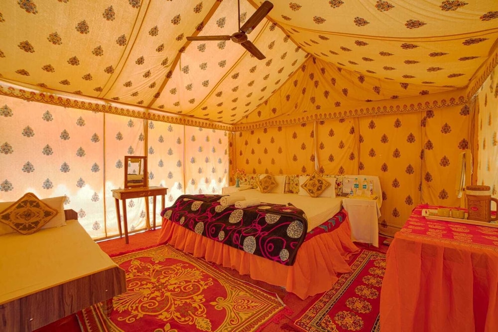 Royal Gadhvi Desert Camp