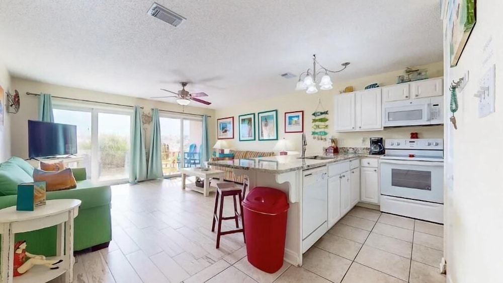 Island Sands 102