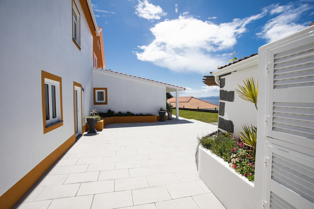 Casa d'Avó Guesthouse