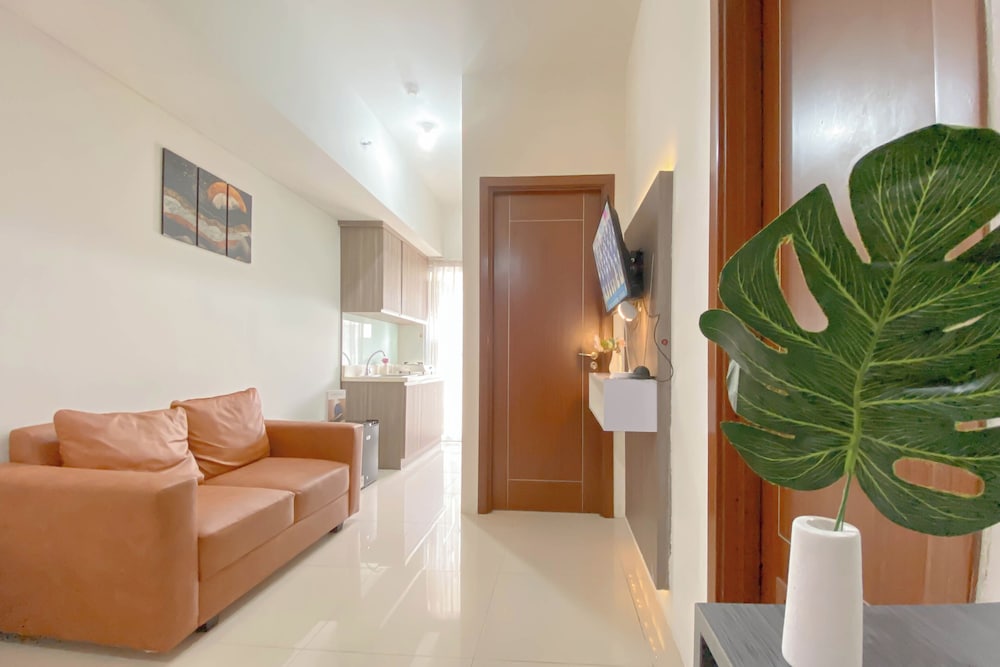 Warm And Comfortable 1Br Apartment At Vittoria Residence