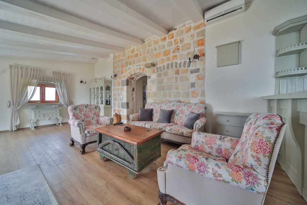 Olive Resort