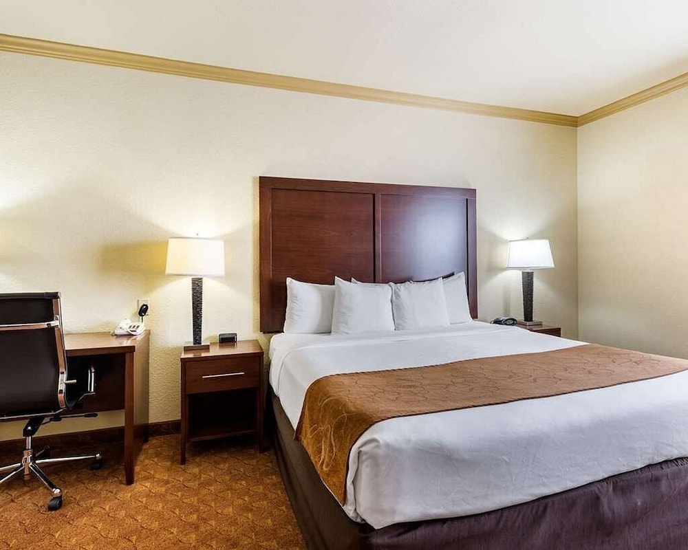 Comfort Suites Near Nasa Clear Lake