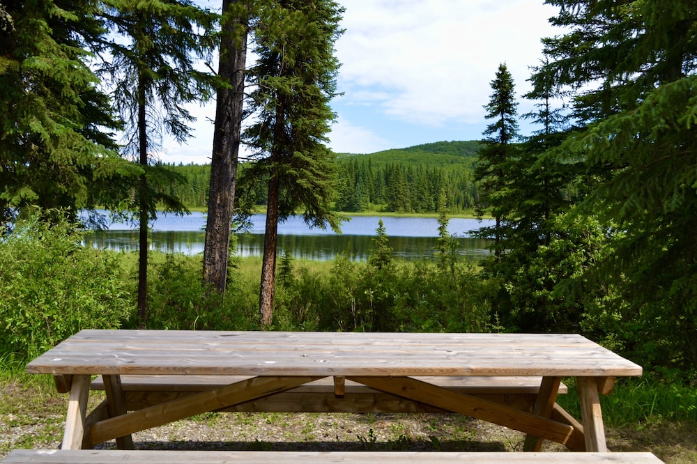 Schott’s Lake Conference & Resort