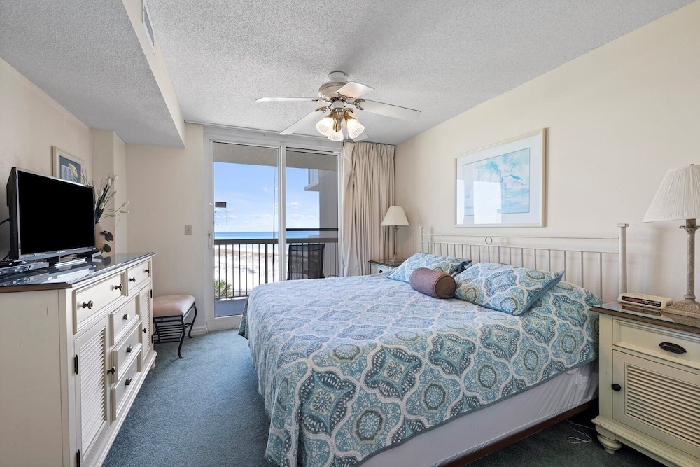 Pelican Beach 0515 2 Bedroom Condo by Pelican Beach Management view 5