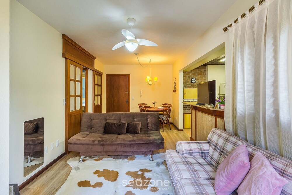 1-br Apartment w Fireplace in Gramado-rs Dva0103