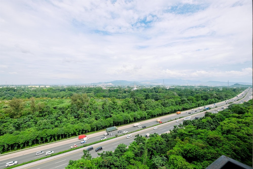 Best Homey and Comfort 2BR at Podomoro Golf View Apartment