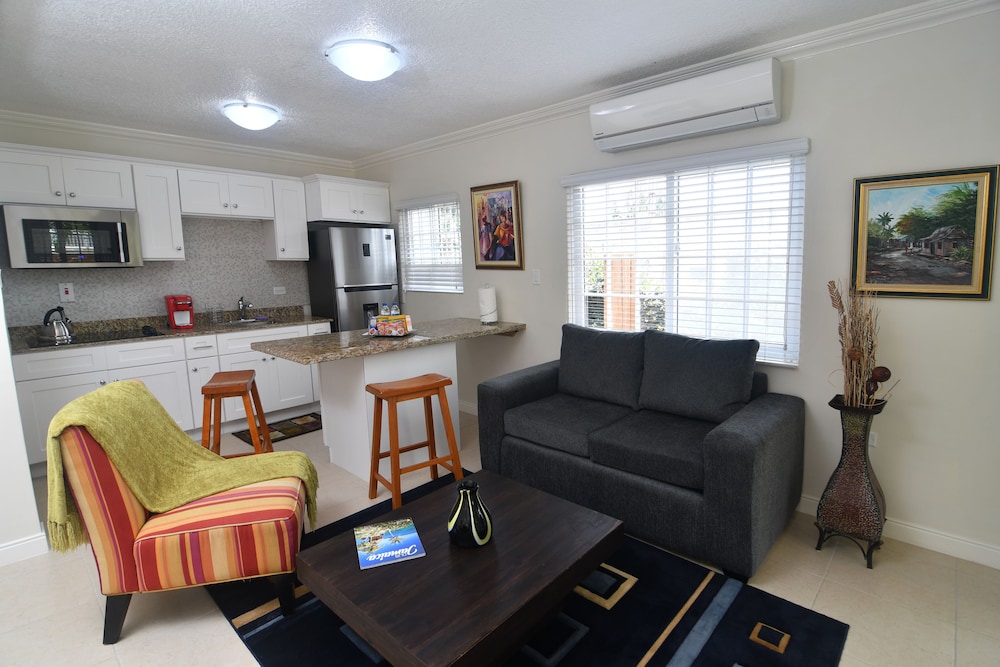 Centrally Located Guest Apartments III
