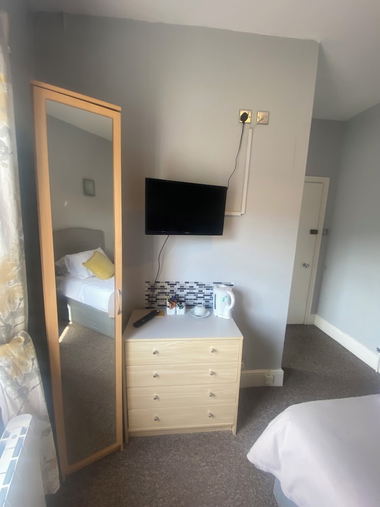 Stokesay inn and b and b