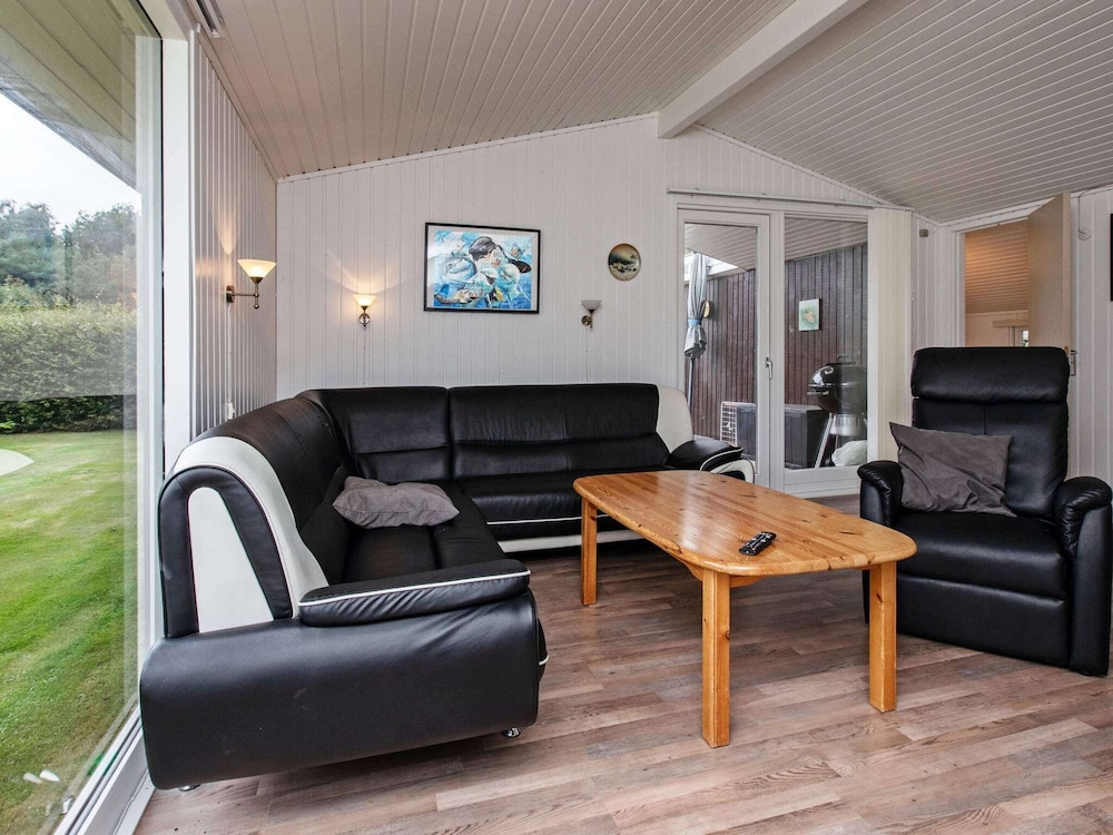 Peaceful Holiday Home in Falster near Sea view 2