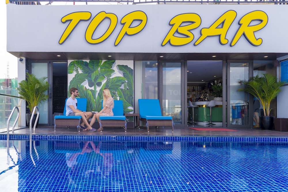 Sana Da Nang Beach Hotel 77