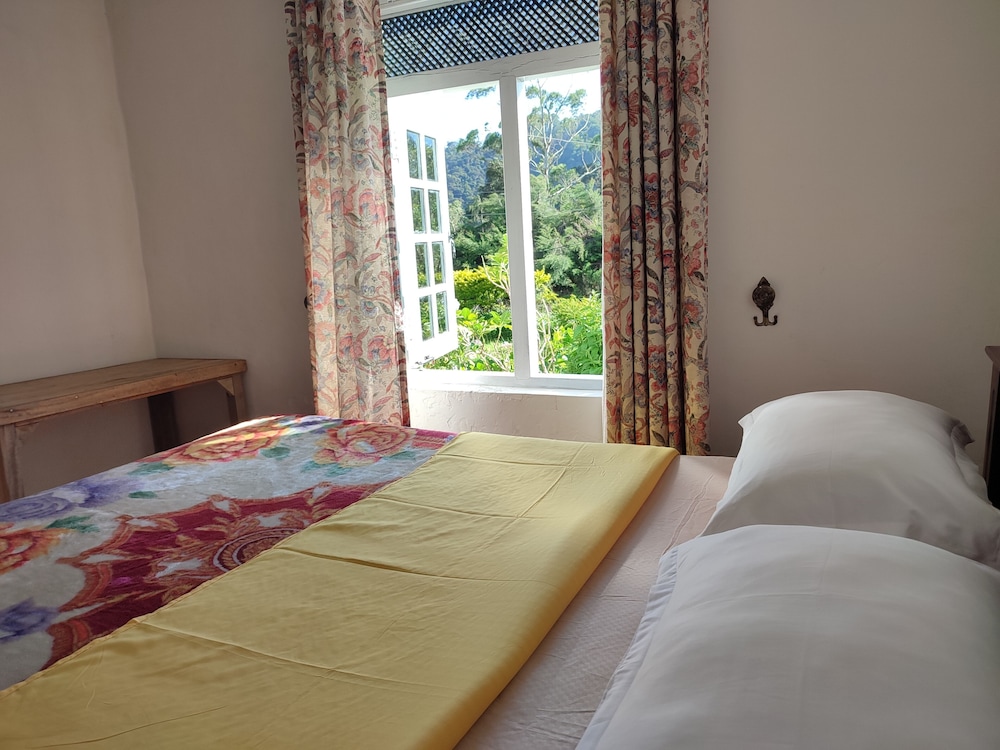 Andrews Hostel