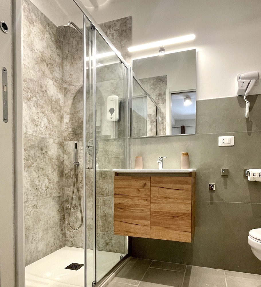 Suites 167