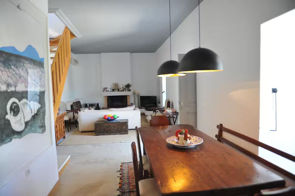 Zeus House by GHH